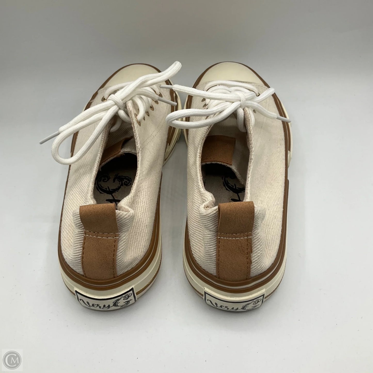 Shoes Sneakers By Very G In Cream, Size: 9