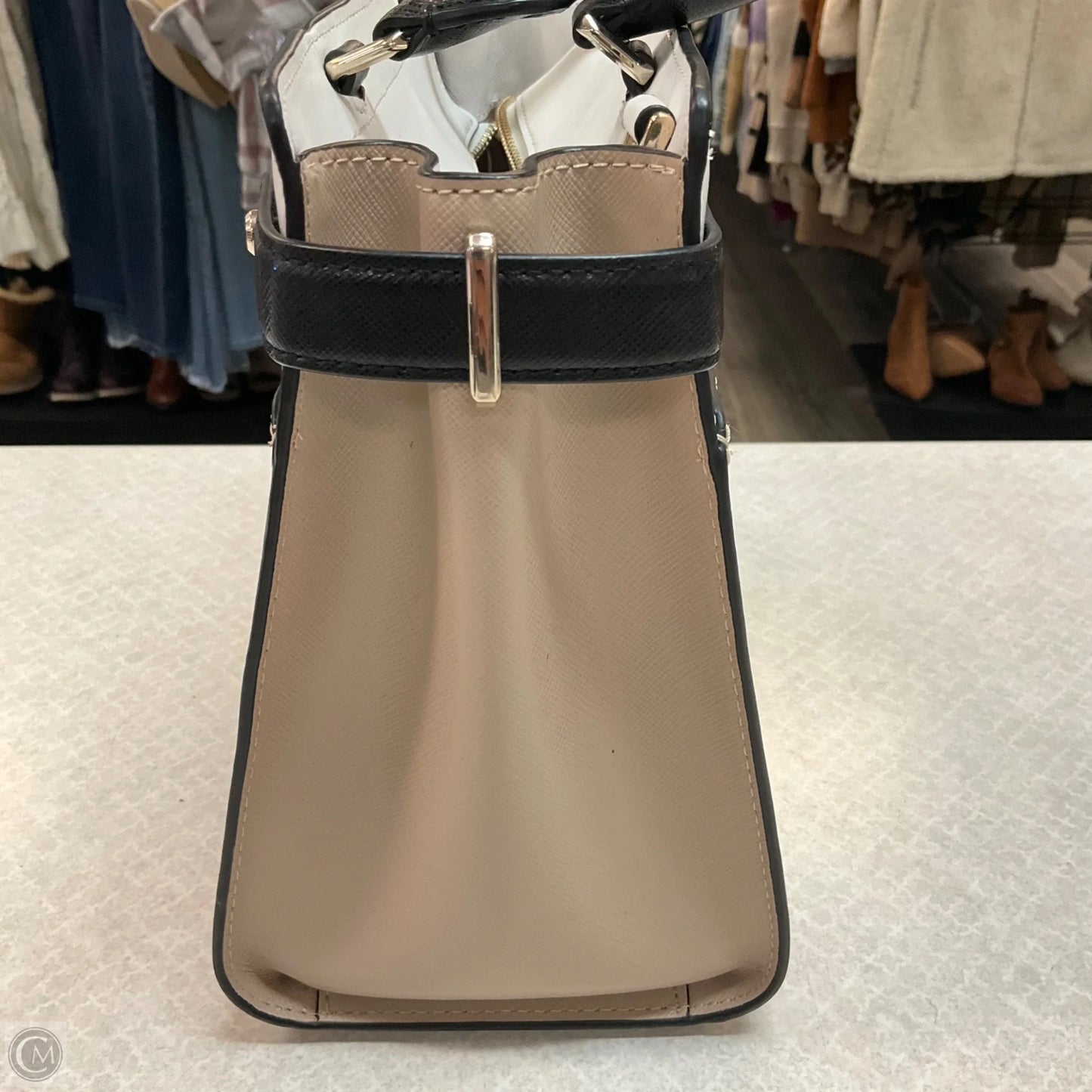 Crossbody Designer By Kate Spade, Size: Medium