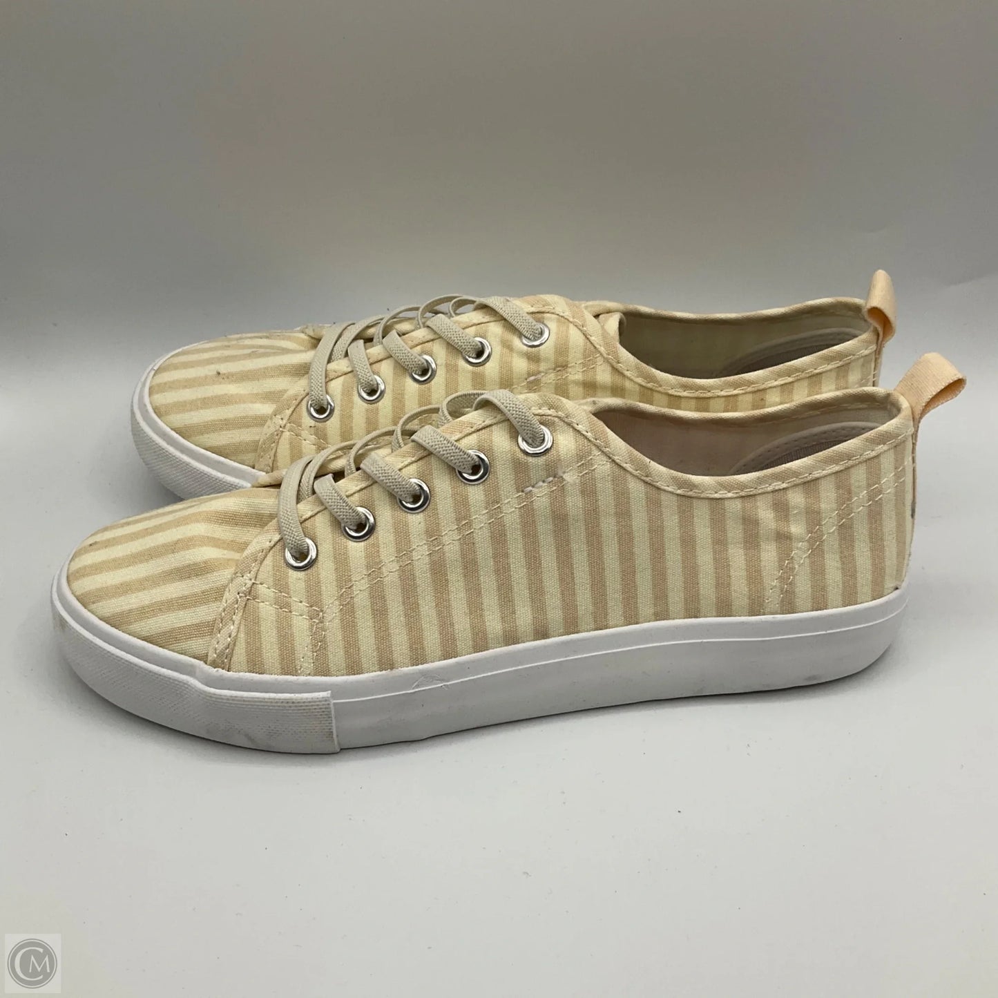 Shoes Sneakers By Serra In Striped Pattern, Size: 9