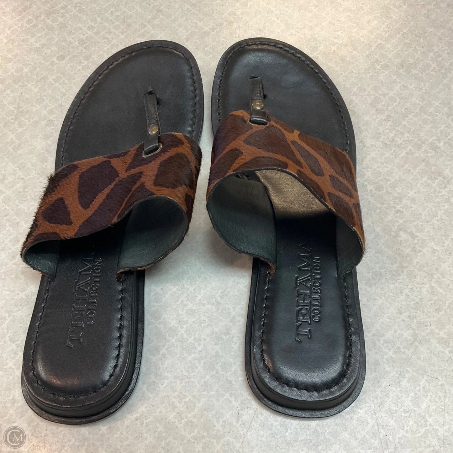 Sandals Flats By Clothes Mentor In Animal Print, Size: 6