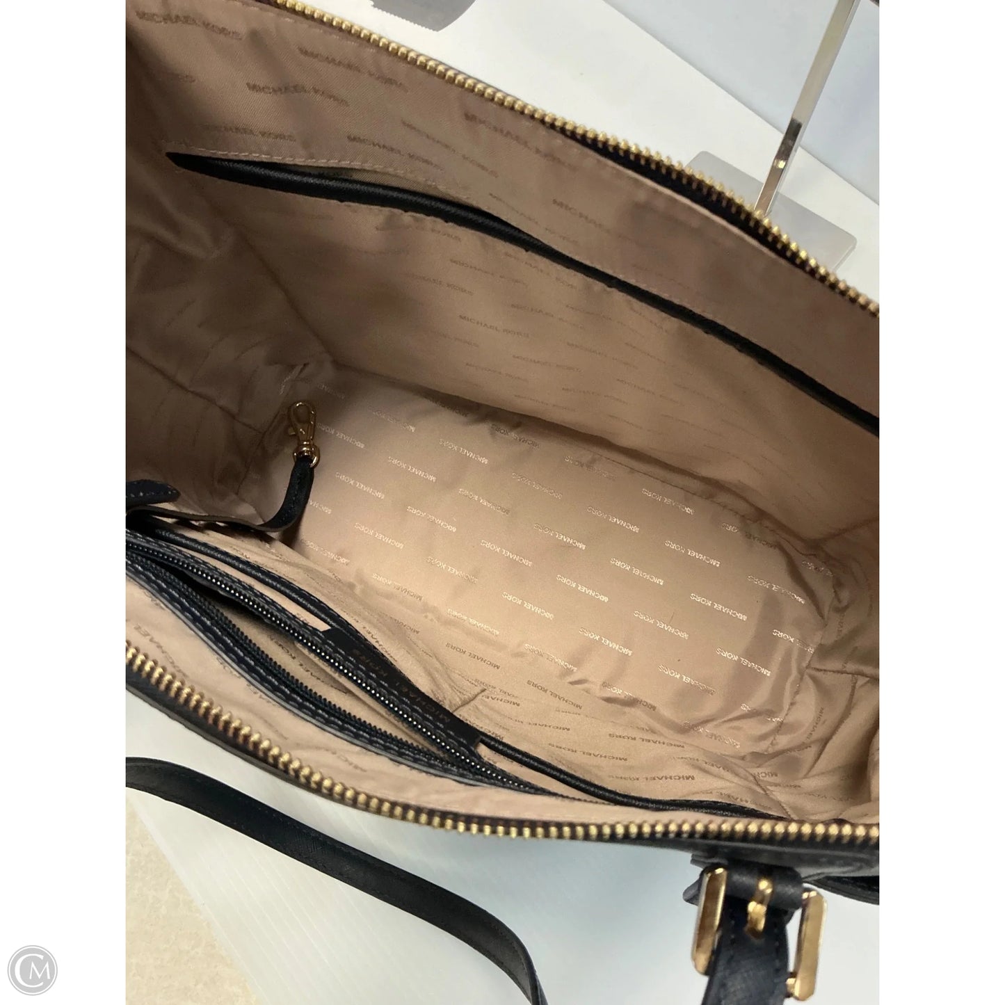 Handbag Designer By Michael Kors, Size: Medium
