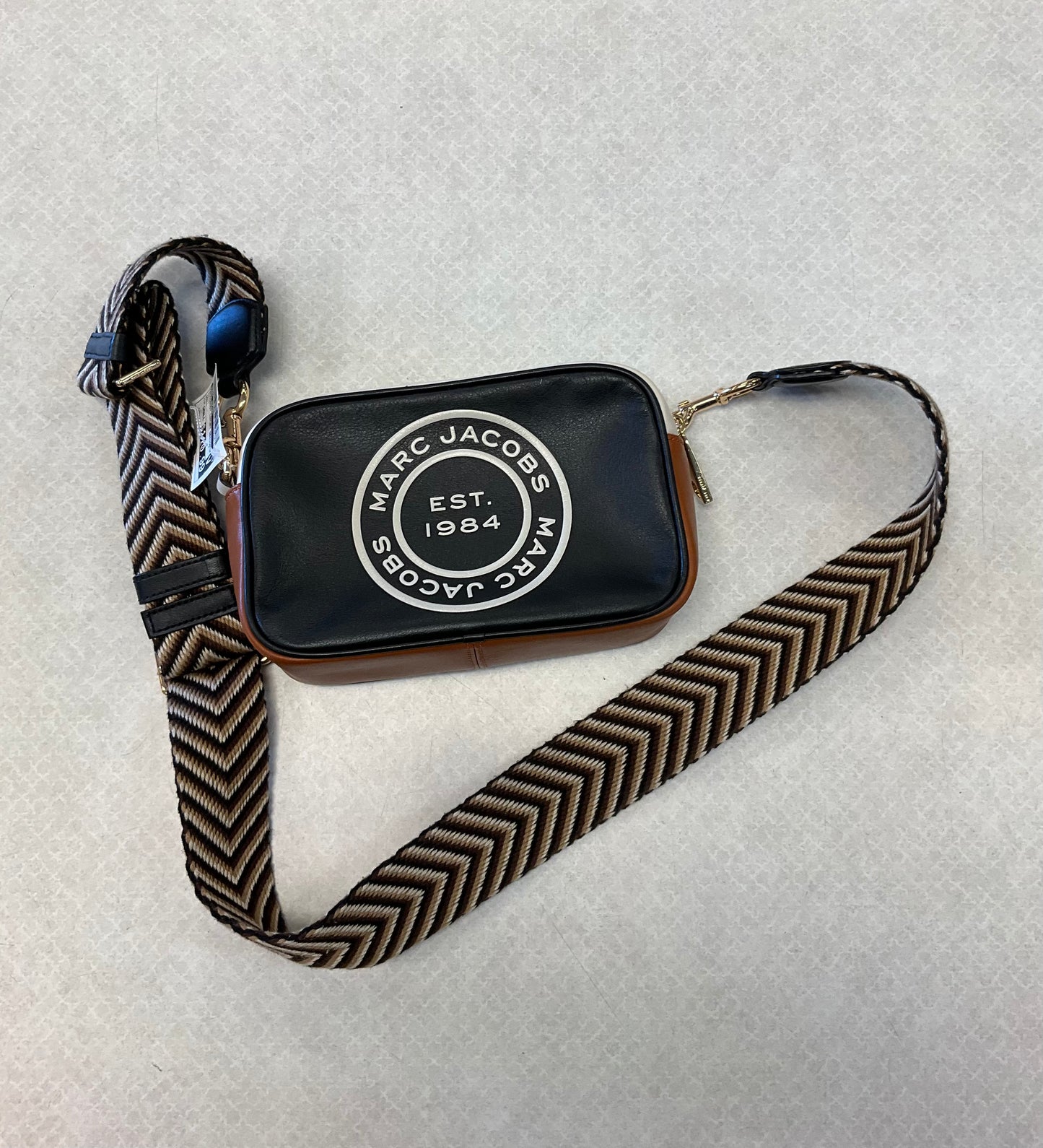 Crossbody Luxury Designer By Marc Jacobs, Size: Small