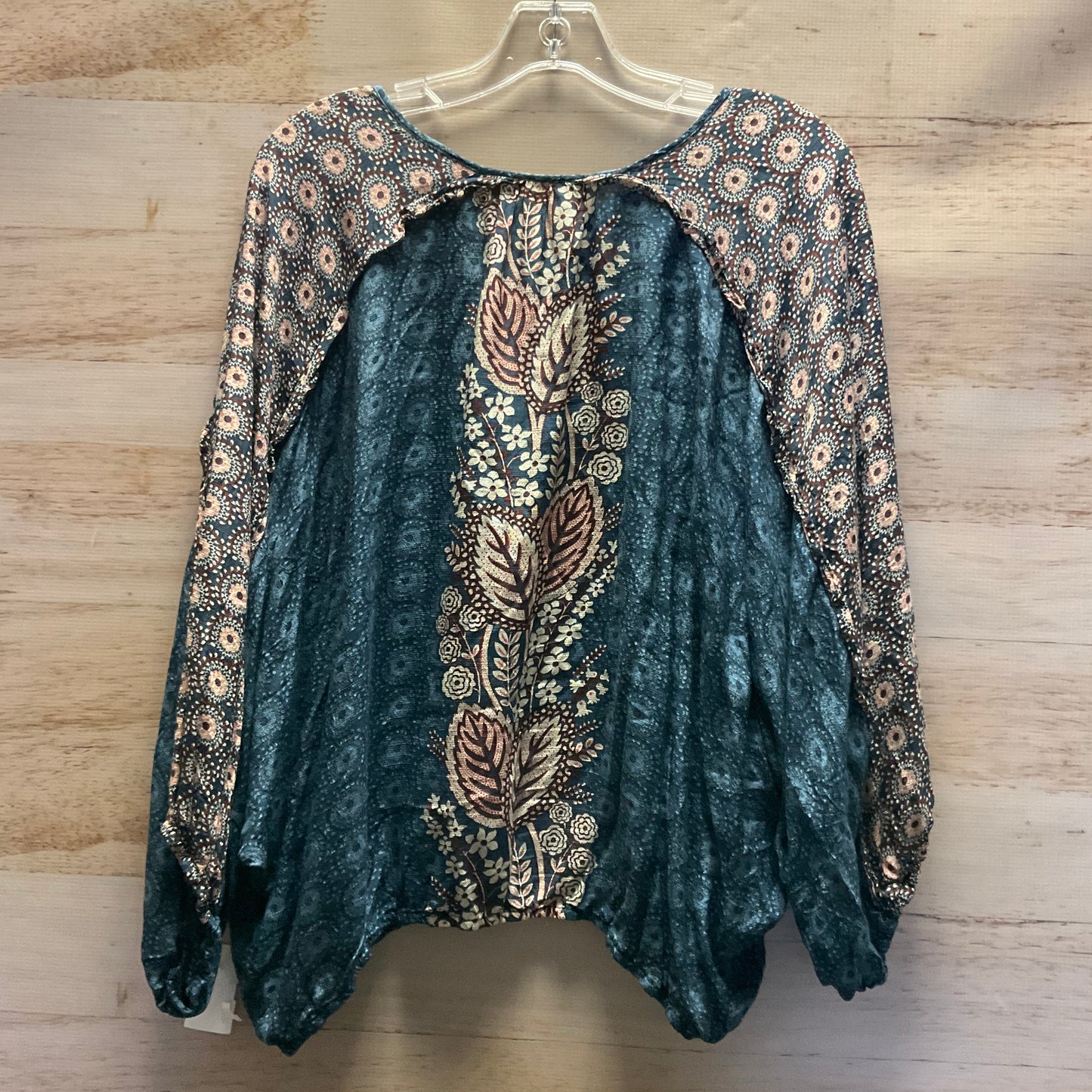 Top Long Sleeve By Maeve In Blue, Size: Xl