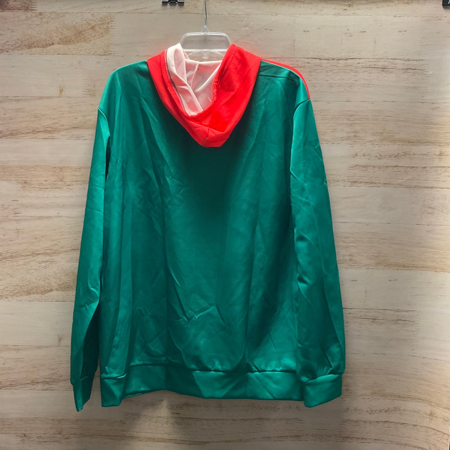 Top Long Sleeve By Clothes Mentor In Green & Red, Size: 2x