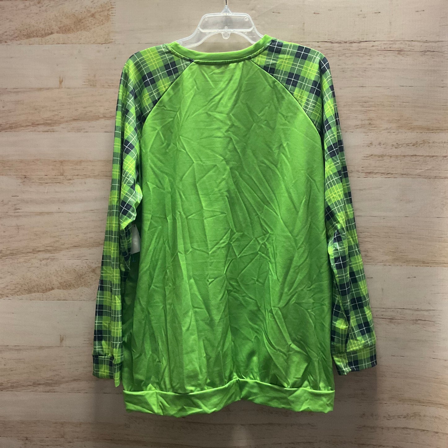 Top Long Sleeve By Clothes Mentor In Green, Size: 1x