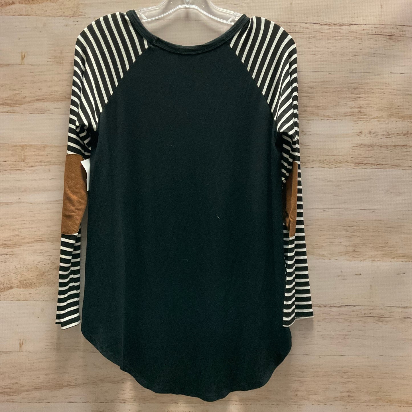 Top Long Sleeve By Clothes Mentor In Black, Size: S