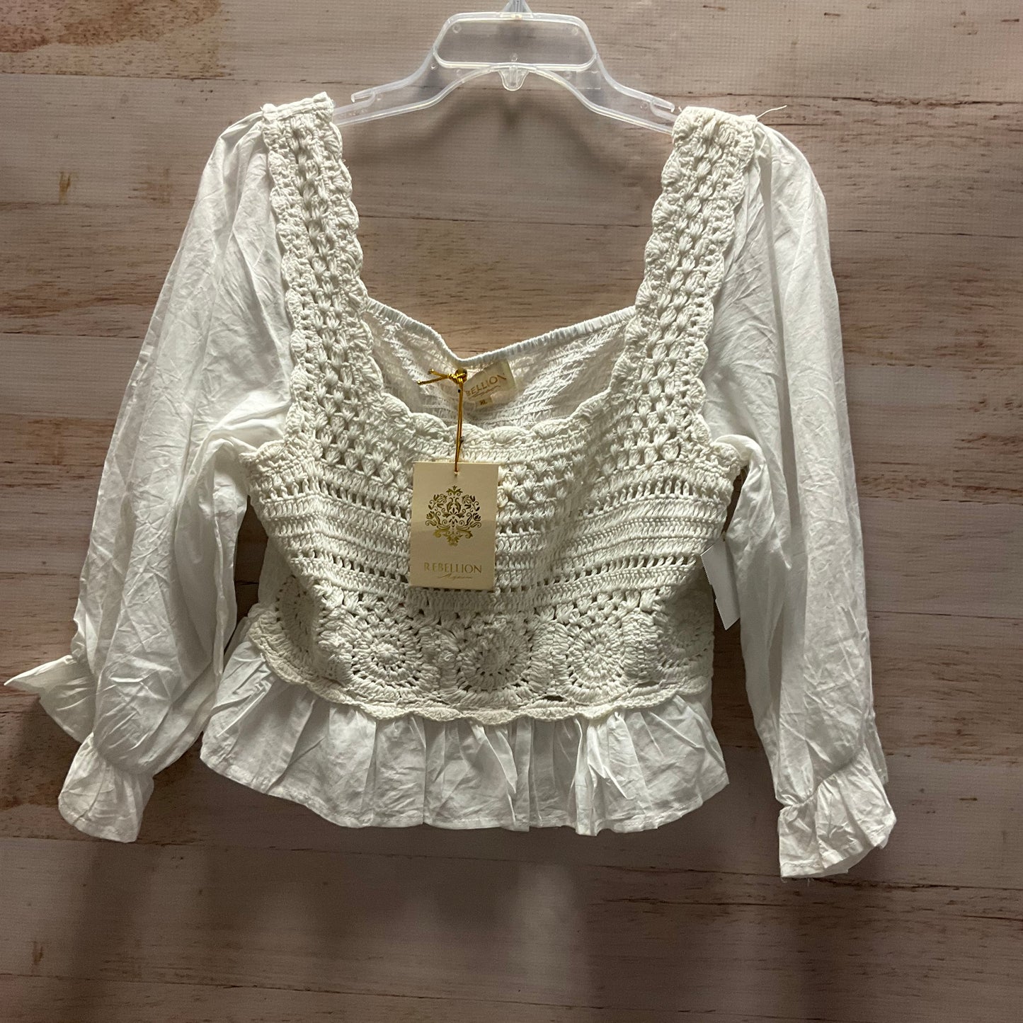 Top Long Sleeve By Clothes Mentor In White, Size: Xl