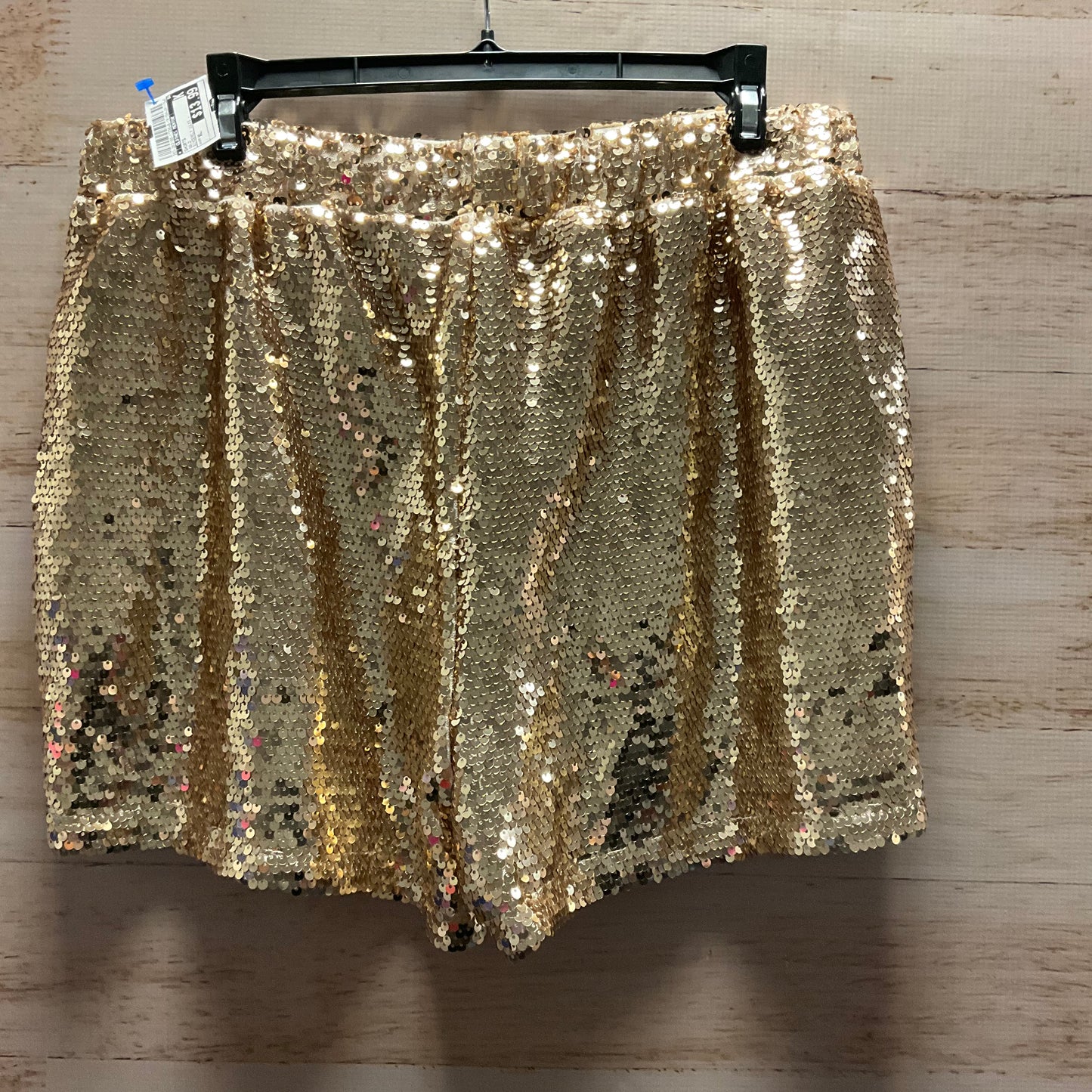 Shorts By Clothes Mentor In Gold, Size: Xl