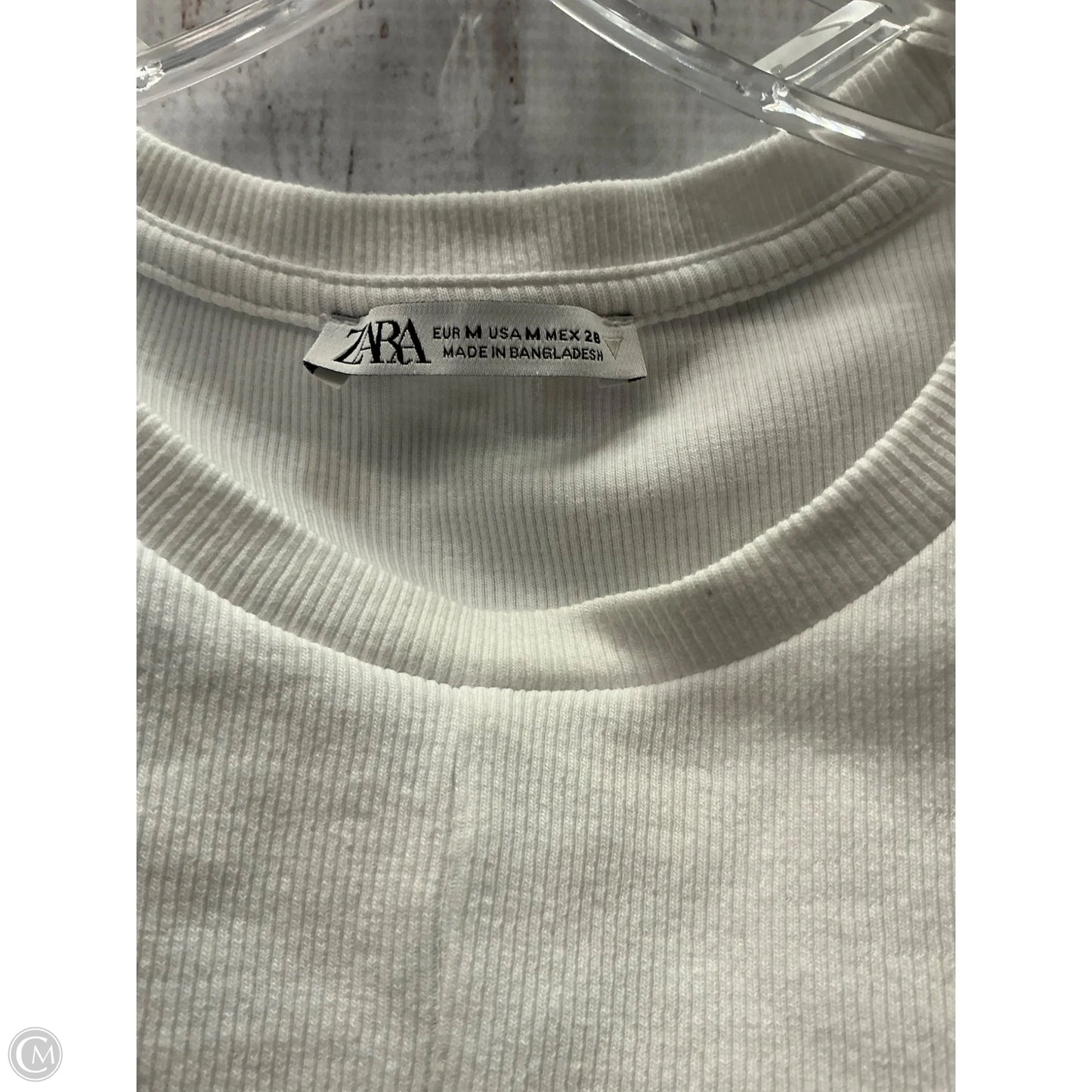 Top Short Sleeve By Zara In White, Size: M