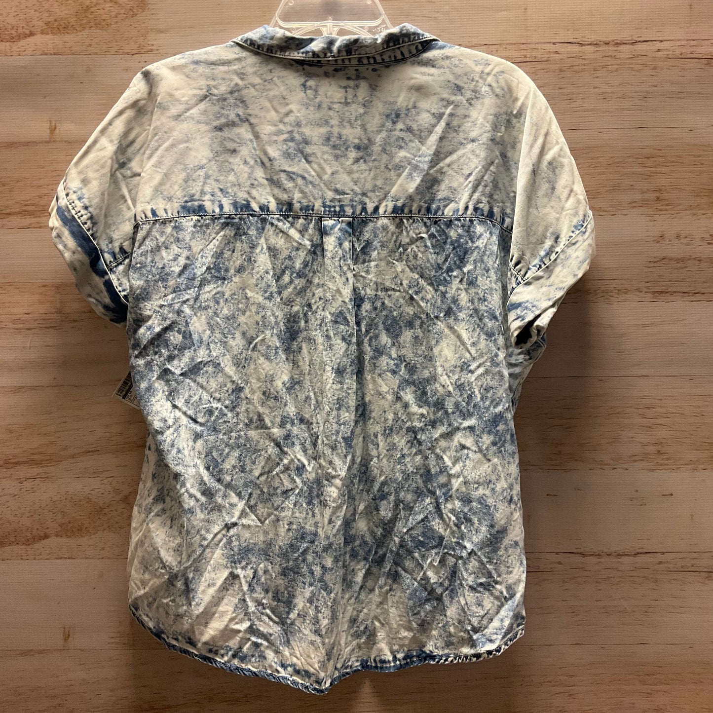 Top Short Sleeve By Clothes Mentor In Blue, Size: M