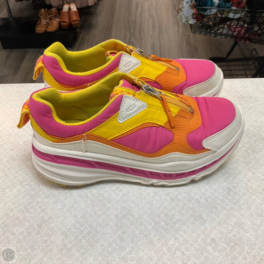 Shoes Designer By Ugg In Multi-colored, Size: 7.5