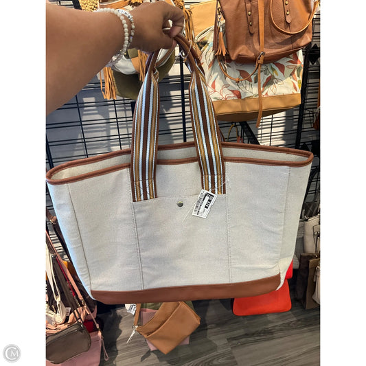 Tote By Clothes Mentor, Size: Large