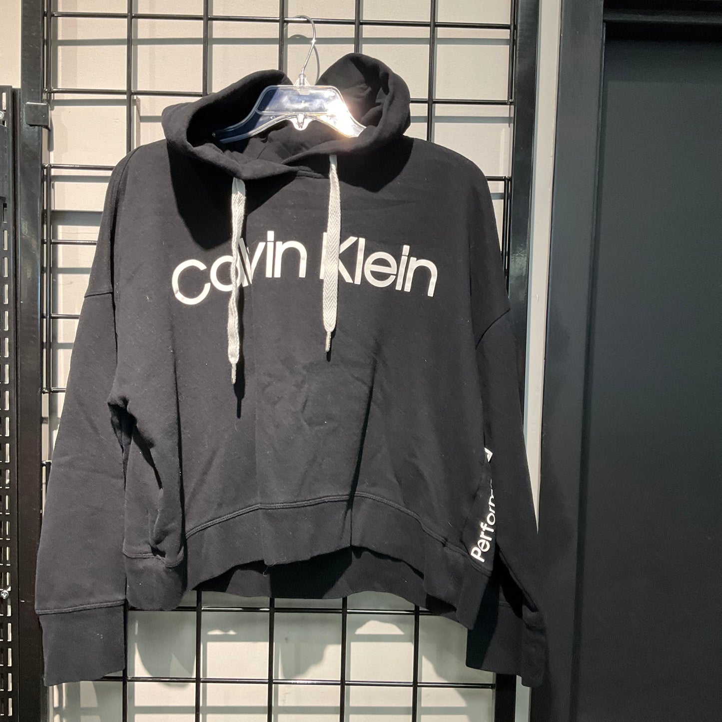 Sweatshirt Hoodie By Calvin Klein In Black, Size: Xl