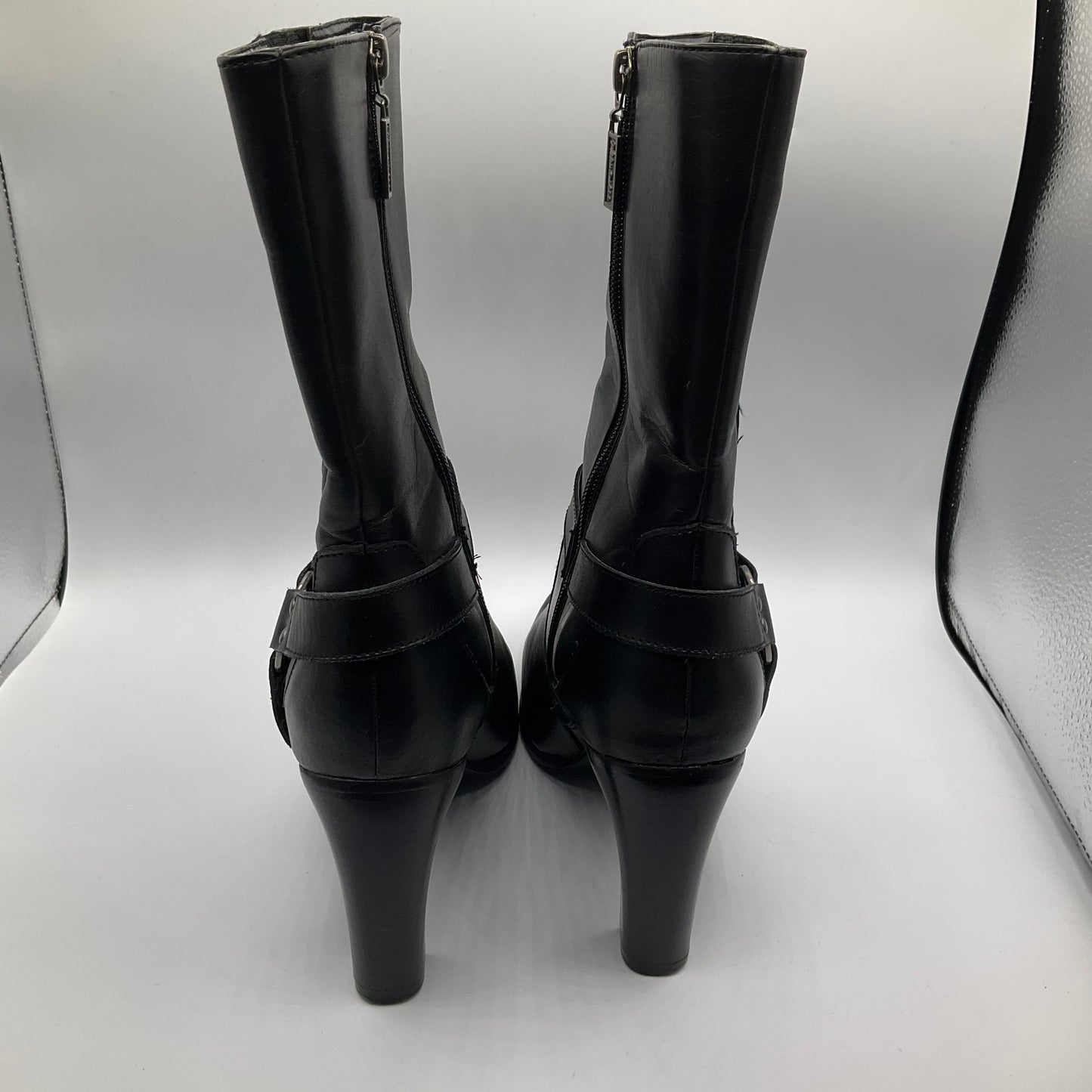 Boots Mid-calf Heels By Clothes Mentor In Black, Size: 9