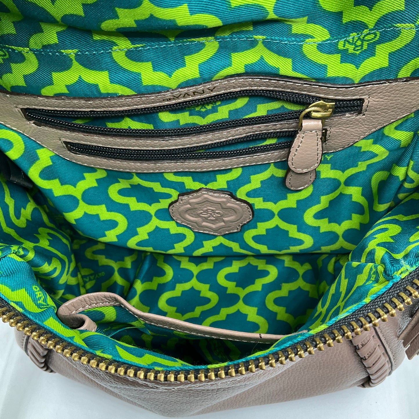 Crossbody By Clothes Mentor, Size: Medium