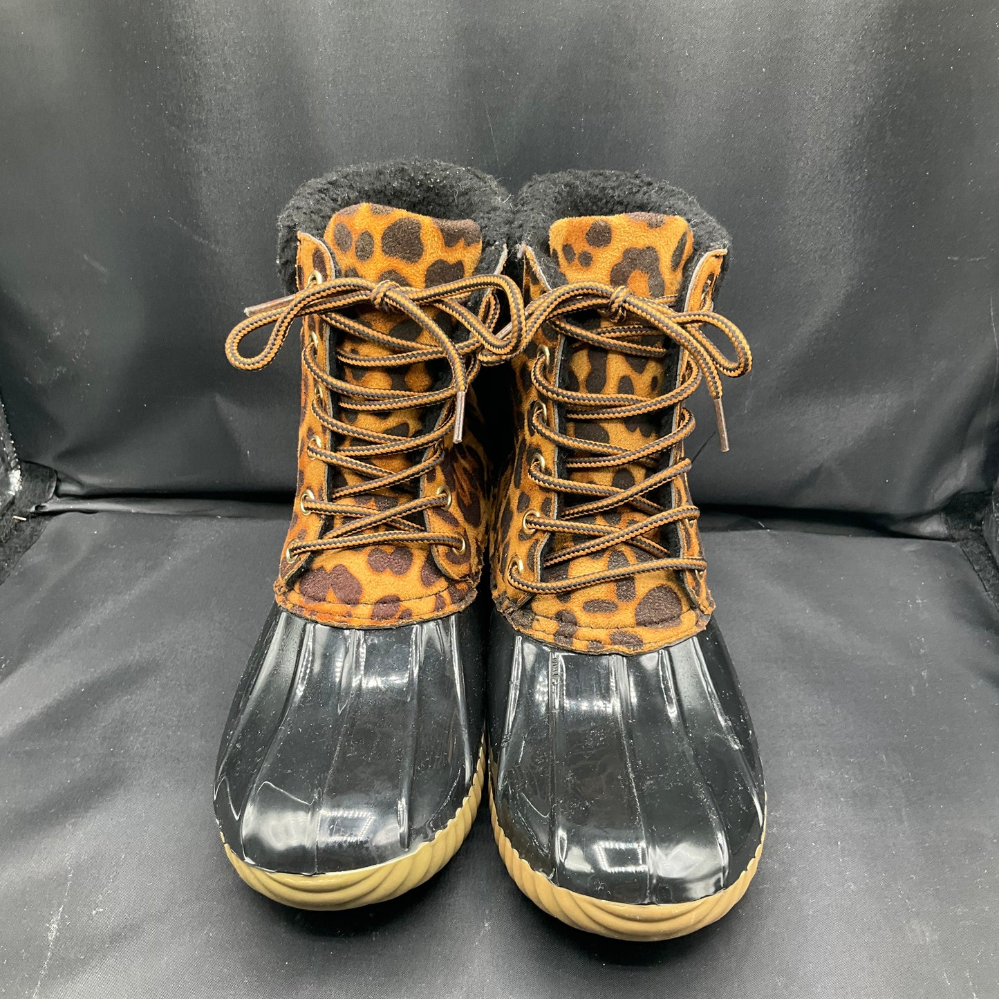 Boots Rain By Clothes Mentor In Animal Print, Size: 6