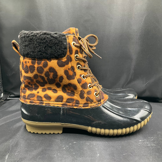 Boots Rain By Clothes Mentor In Animal Print, Size: 6