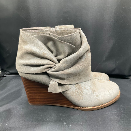 Boots Ankle Heels By Sole Society In Grey, Size: 8.5