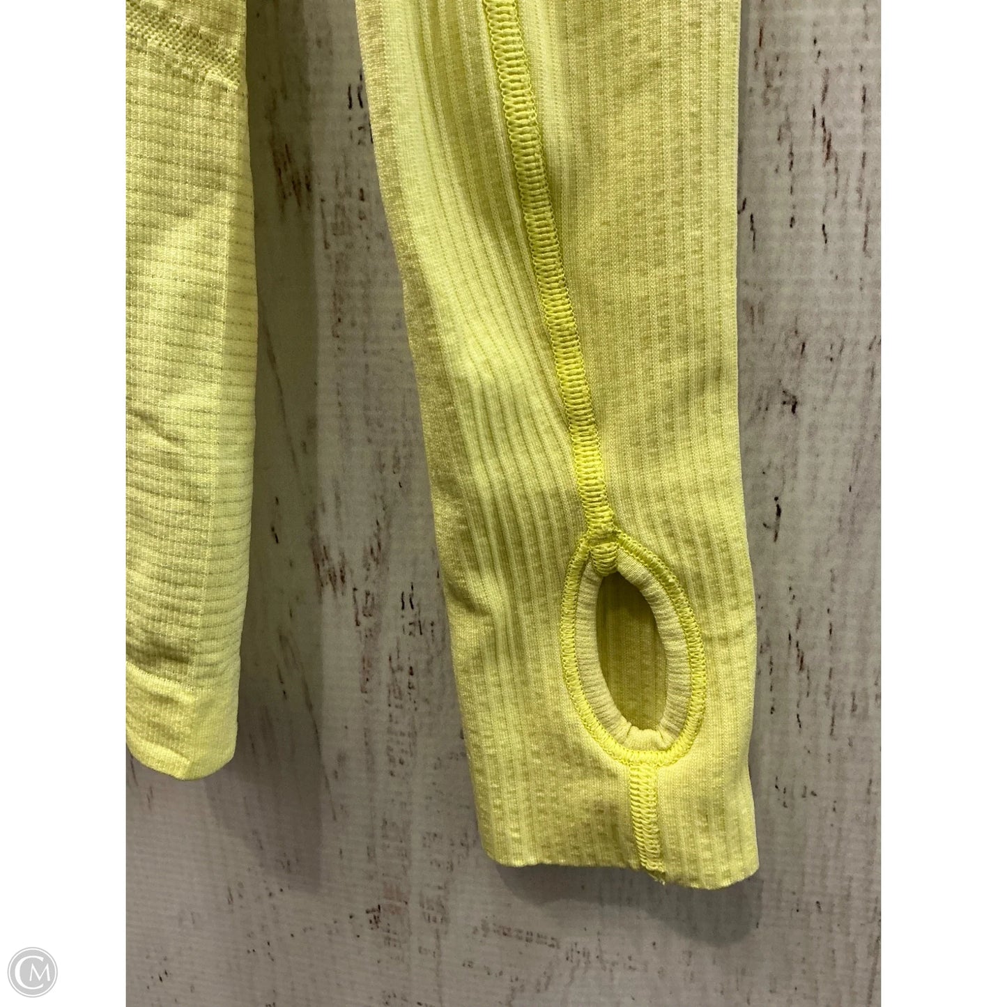 Athletic Top Long Sleeve Collar By Lululemon In Green, Size: 4