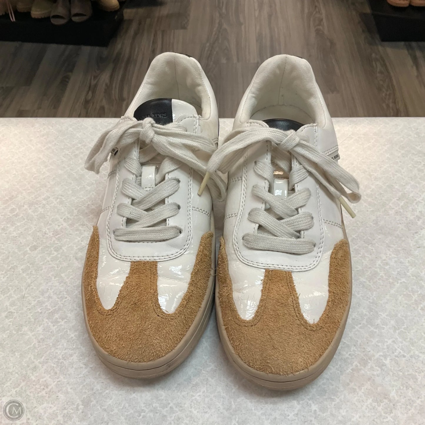 Shoes Designer By Michael Kors In White, Size: 7