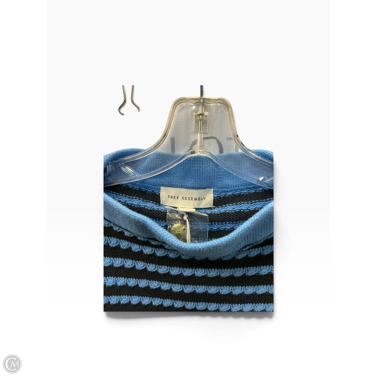 Sweater By Free Assembly In Striped Pattern, Size: M