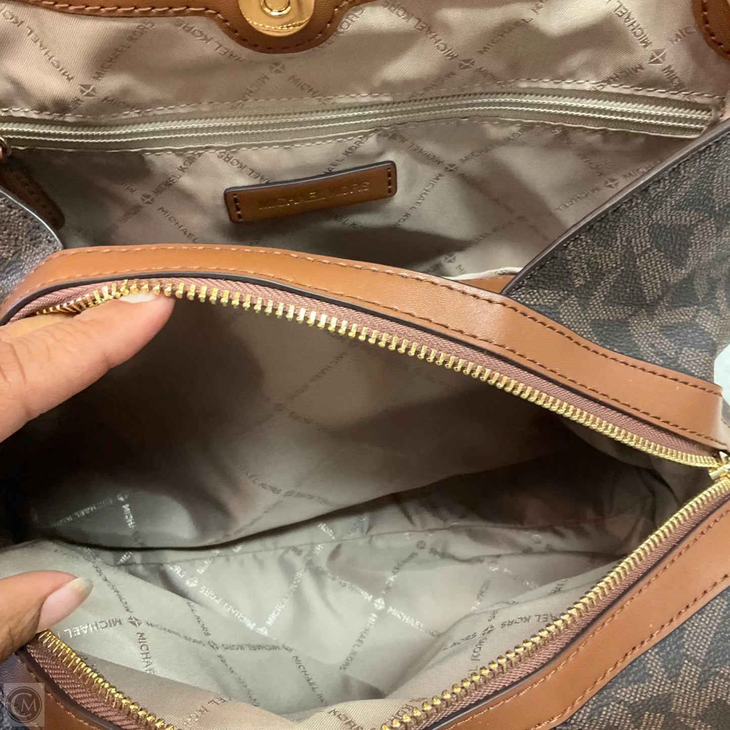 Handbag Designer By Michael Kors, Size: Large