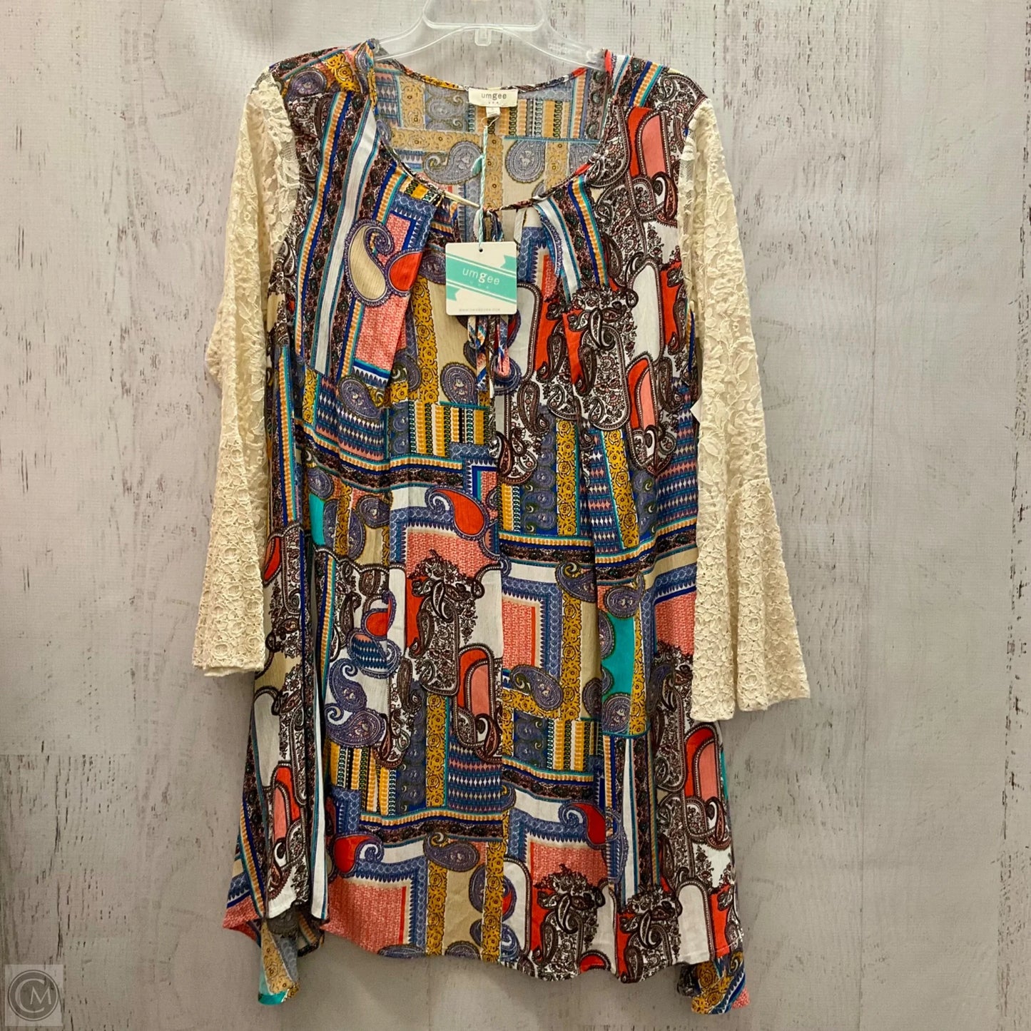 Dress Casual Short By Umgee In Multi-colored, Size: S