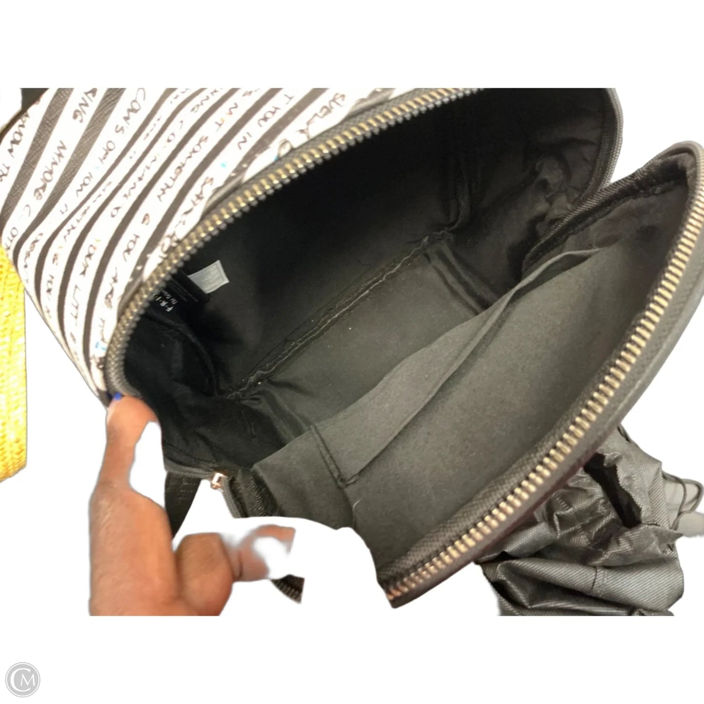 Backpack By Clothes Mentor, Size: Medium