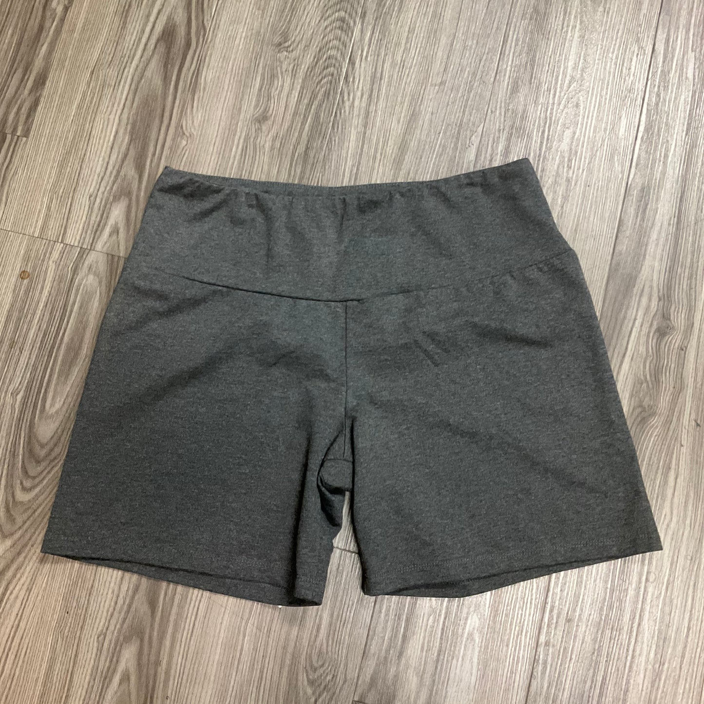 Athletic Shorts By Clothes Mentor In Grey, Size: 2x