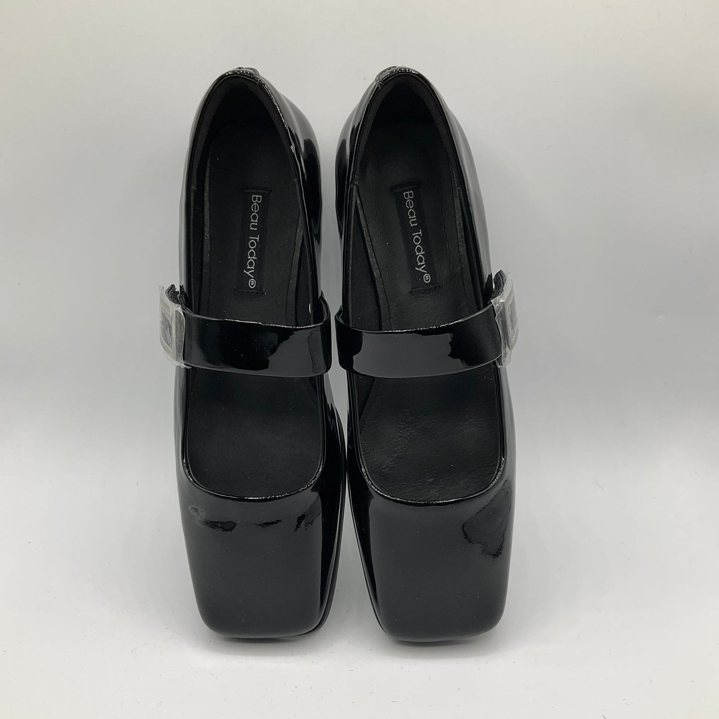 Shoes Flats By Clothes Mentor In Black, Size: 7