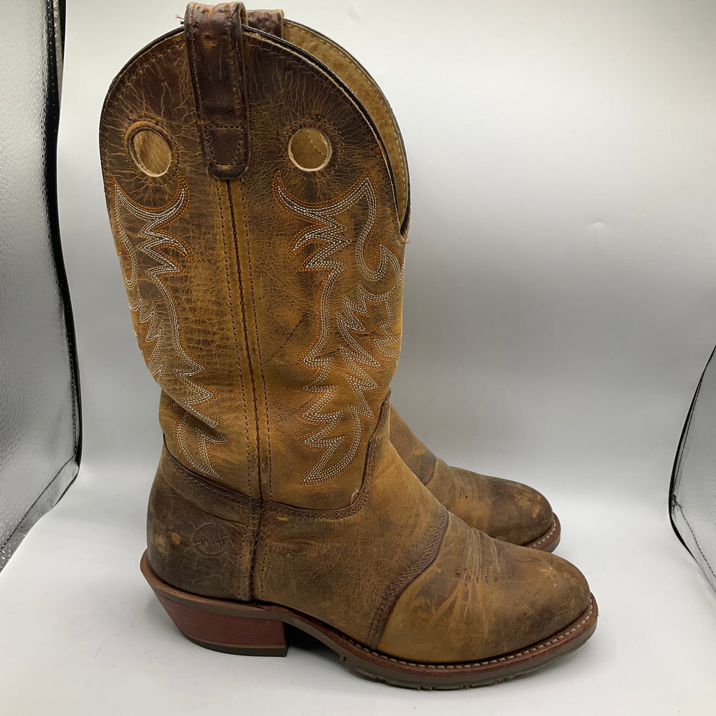 Boots Western By Clothes Mentor In Tan, Size: 9