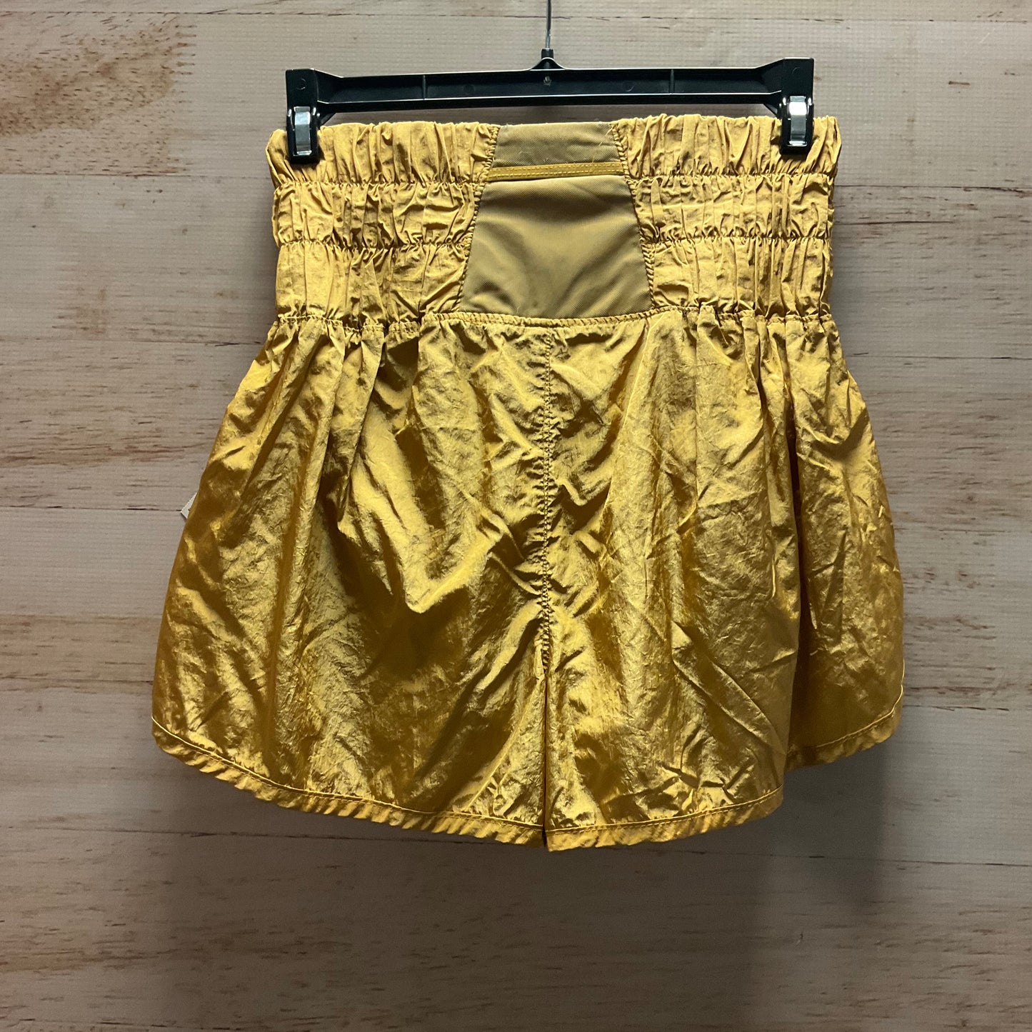 Athletic Shorts By Free People In Gold, Size: S