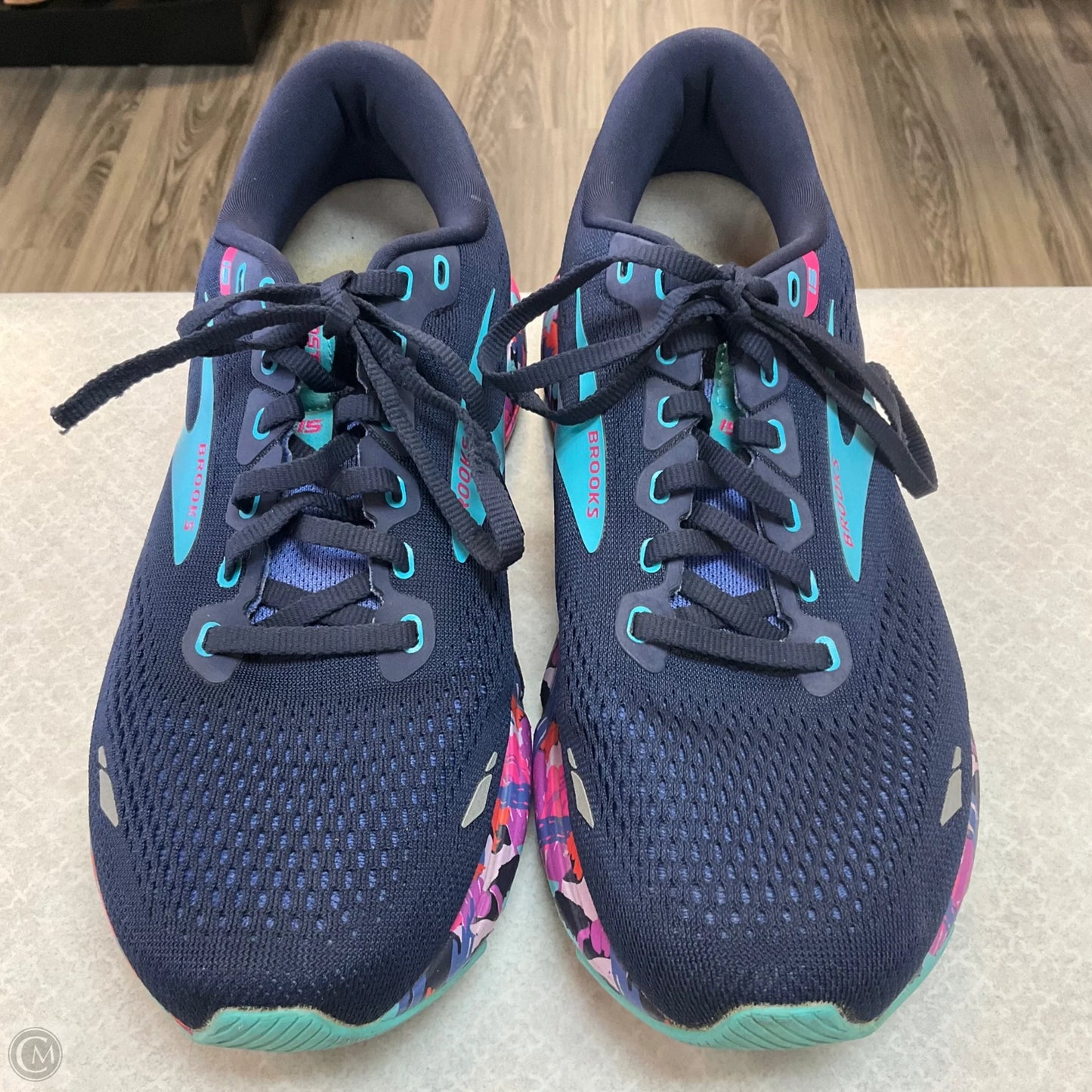 Shoes Athletic By Brooks In Blue, Size: 9.5
