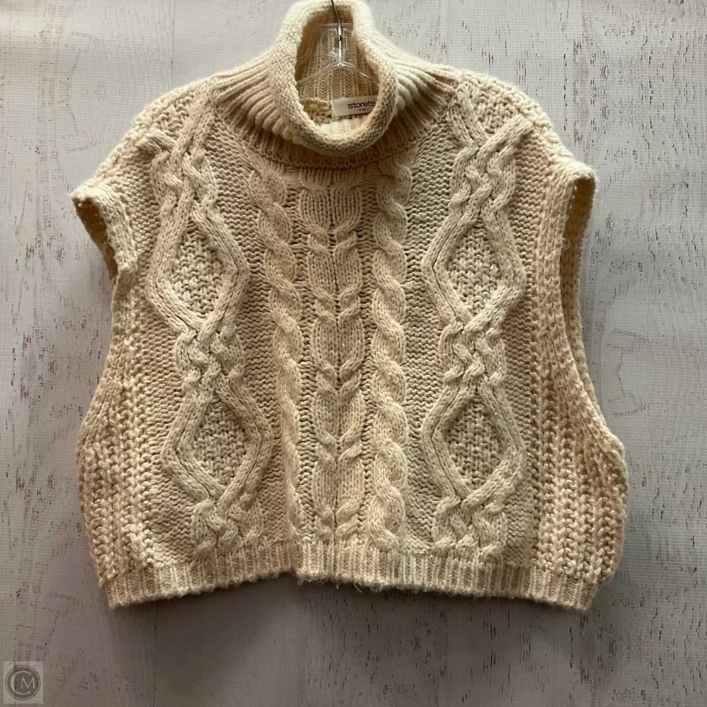 Sweater Short Sleeve By Clothes Mentor In Cream, Size: S