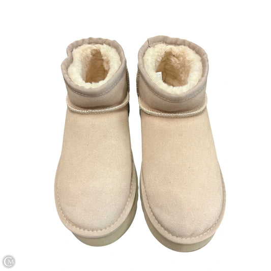 Boots Designer By Ugg In Tan, Size: 7