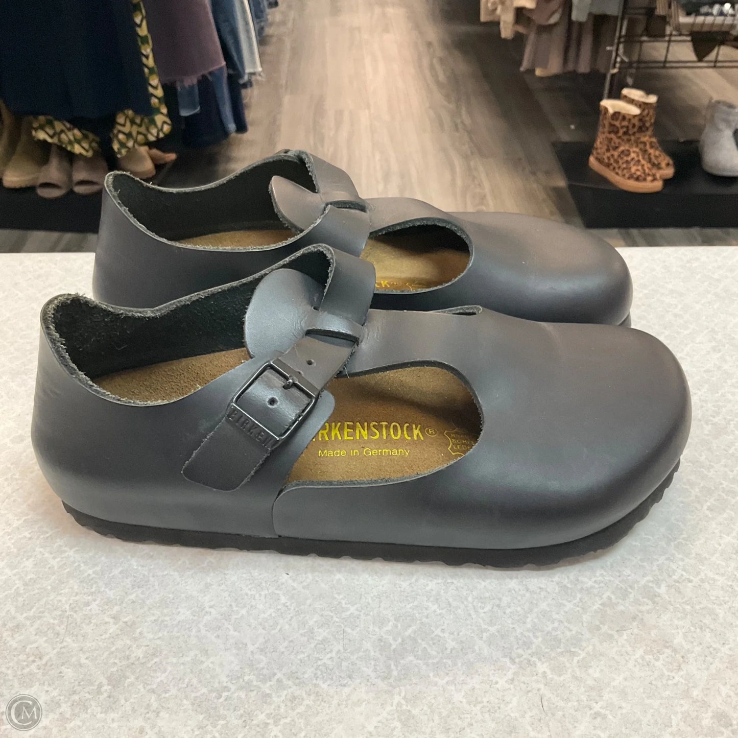Sandals Flats By Birkenstock In Black, Size: 7.5