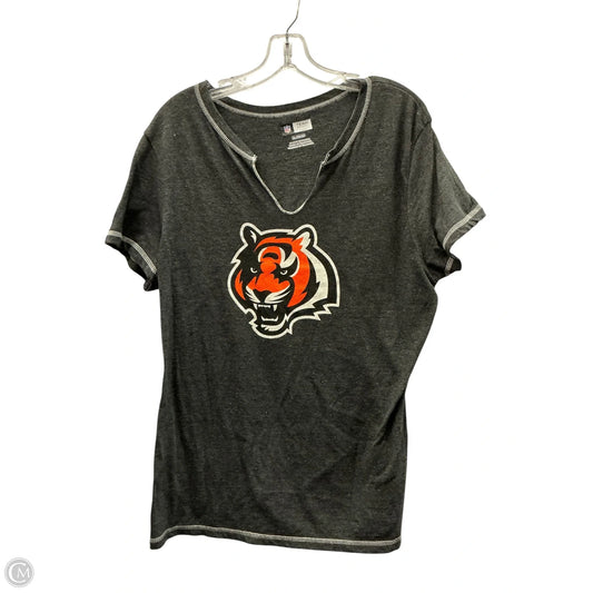 Top Short Sleeve By Nfl In Grey, Size: Xl