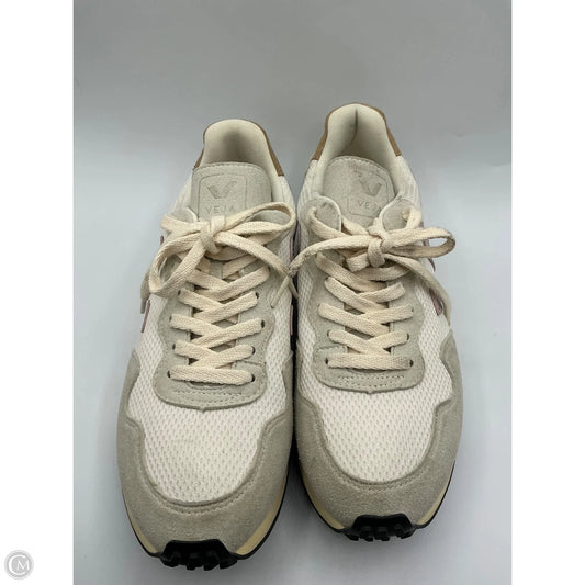 Shoes Sneakers By Veja In White, Size: 9.5