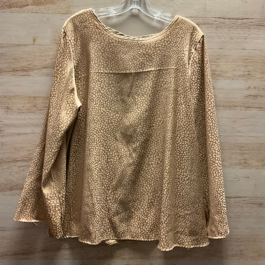 Top Long Sleeve By Acting Pro In Tan, Size: L