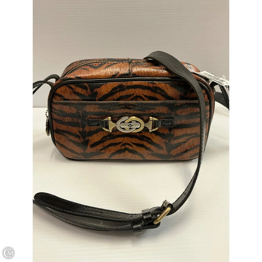 Crossbody Designer By Patricia Nash, Size: Medium